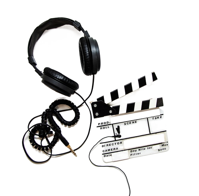 headphones, clapper, clapperboard 耳机,唠唠叨叨,拍板