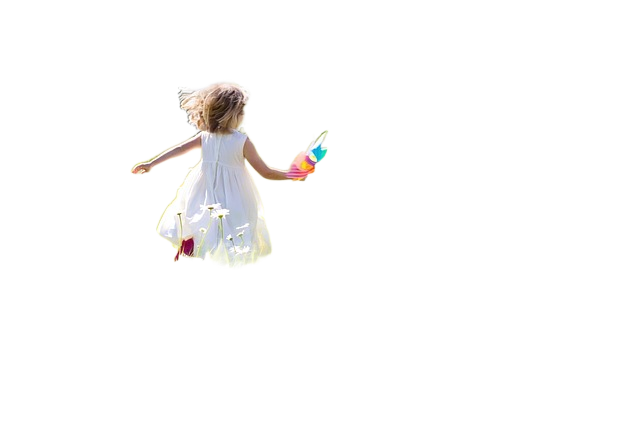 little girl running, daisies, nature 小女孩跑步、雏菊、自然
