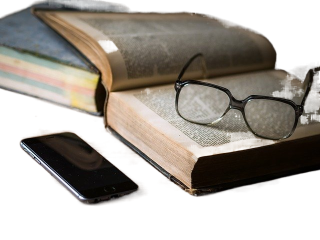 glasses, book, phone 眼镜、书、电话