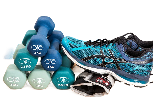 dumbbells, shoes, sneakers 哑铃、鞋、运动鞋