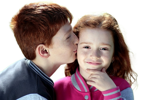 brother, sister, red hair 哥哥,姐姐,红色的头发